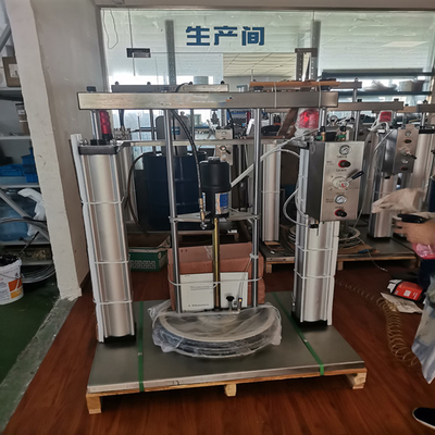 Máy bơm mỡ khí nén áp suất cao RongXing 1.6L / Min 12L / Min